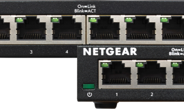 Netgear GS308 v3 + Netgear GS305 v3