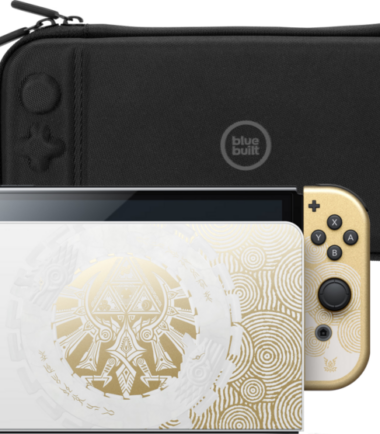 Nintendo Switch OLED Zelda Edition + Bluebuilt Beschermhoes