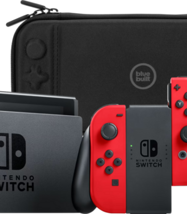 Nintendo Switch Rood + Super Mario Odyssey + Bluebuilt Beschermhoes