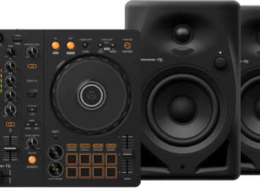 Pioneer DJ DDJ-FLX4 + Pioneer DJ HDJ-CUE1 + Pioneer DJ DM-40
