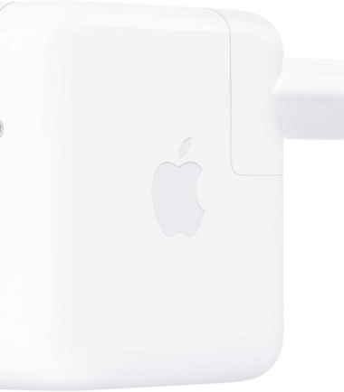 Apple 70W USB-C Power Adapter Wit