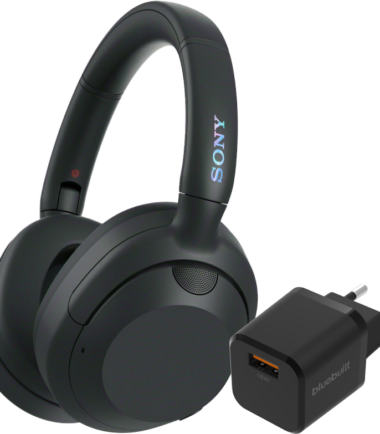 Sony ULT Wear Zwart + BlueBuilt Quick Charge Oplader met Usb A Poort 18W Zwart