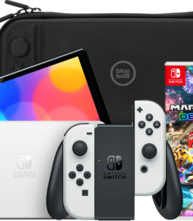 Nintendo Switch OLED Wit + Mario Kart 8 Deluxe + BlueBuilt Beschermhoes