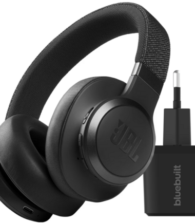 JBL Live 660NC Zwart + BlueBuilt Quick Charge Oplader met Us