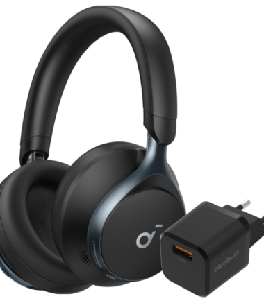 Soundcore Space One Zwart + BlueBuilt Quick Charge Oplader met Usb A Poort 18W Zwart