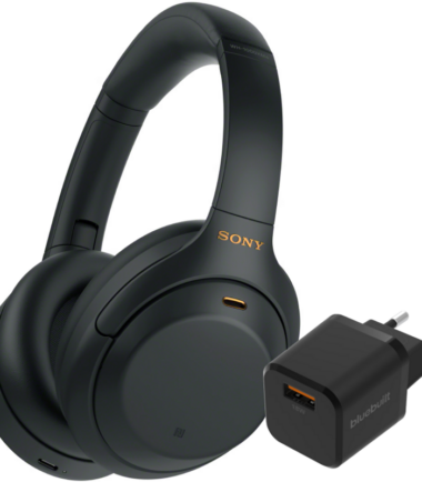 Sony WH-1000XM4 Zwart + BlueBuilt Quick Charge Oplader met Usb A Poort 18W Zwart